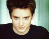 Элайджа Вуд пожертвовал образец ДНК для искусства