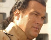 Стивен Сигал хочет снять "В осаде 3"
