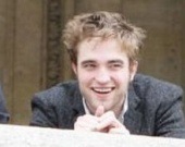 Роберт Паттинсон рад, что он англичанин