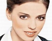 Нелли Уварова стала женщиной-вамп