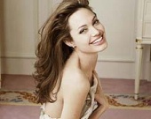 Анджелина Джоли ждет восьмого ребенка