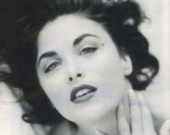 Обнаженная звезда сериала "Твин Пикс"