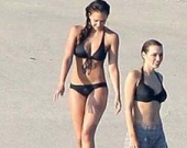 Фигура Джессики Альбы снова супер!