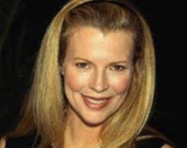 Маленькая копия Ким Бэсинджер