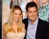 Ричардс отказалась от фамилии