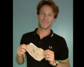 Стивен Мойер продает интимные носки с аукциона