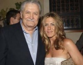 Дженнифер Энистон пишет книгу для детей