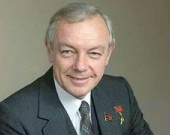 Лаврова выписали из больницы