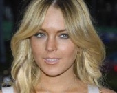 Линдси Лохан в "Дурнушке Бетти"