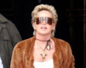 Шарон Стоун показала отсутствие белья