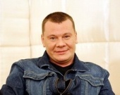 Бармена, в которого стрелял Галкин, уволили