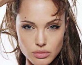 Анджелину Джоли уволили с работы