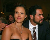 Первое появление молодоженов