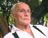 Пороховщиков разводится с молодой женой