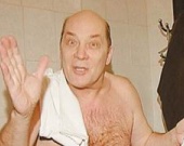 Известный актер лечится пиявками