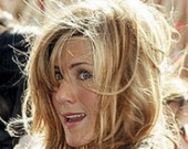 Дженнифер Энистон никто не хочет брать замуж