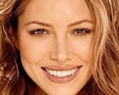 Джессика Бил не любит раздеваться