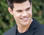 На Тэйлора Лотнера совершено покушение