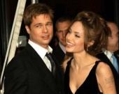 Джоли и Питт купили работу Бэнкси за миллион фунтов