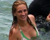 Джулия Робертс искупалась с женихом Пенелопы Круз