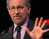 Стивен Спилберг будет разводить невидимых кроликов