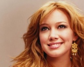 Пляжная проказница Хилари Дафф (ФОТОРЕПОРТАЖ)