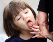 Том Круз расслабился и... радуется за дочку