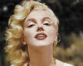 "Потерянные" платья  Монро показали публике