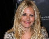 Сиенна Миллер нахамила радио-диджею