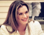 Брук Шилдс выпустила книгу для детей