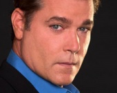 Рэй Лиотта объявит войну Сету Роджену