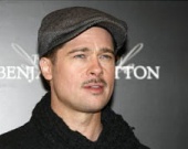 Брэд Питт и его любовь к головным уборам