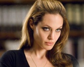 Джоли не может дождаться рождения детей