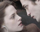 Вампиры обошли Джеймса Бонда!