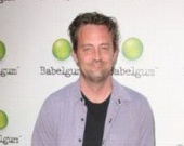 Мэттью Перри хочет заполучить "Друзей" себе