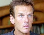 Для триллера Круза нашли режиссера