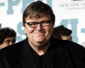 Мур выложит в сеть свой новый фильм