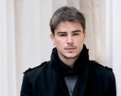 Джош Хартнетт закрутил роман с Эбби Корниш