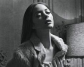 Марион Котийяр в сексуальной фотосессии