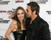 Анджелина Джоли и Брэд Питт на премьере "Бесславных ублюдков" в Лос-Анджелесе