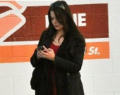 Невеста Винса Вона показала колечко