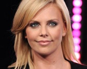 Шарлиз Терон может не мыться неделю