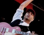 Гитарист-террорист воскреснет в "Железном человеке 2"