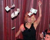 Пэрис Хилтон пустилась во все тяжкие