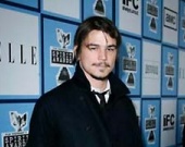 Джоша Хартнетта выписали из больницы