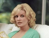 Рене Руссо станет мачехой