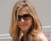 Дженнифер Энистон помирилась с мамой