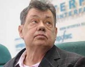 Караченцов вернется на сцену осенью