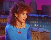 Канделаки спрятала ожоги под перчатками