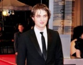 Роберт Паттинсон хочет стать наркоманом